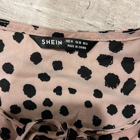 SHEIN Dalmatian Print Lantern Sleeve Tie Neck Peplum Top Sz‎ M - Picture 3 of 6